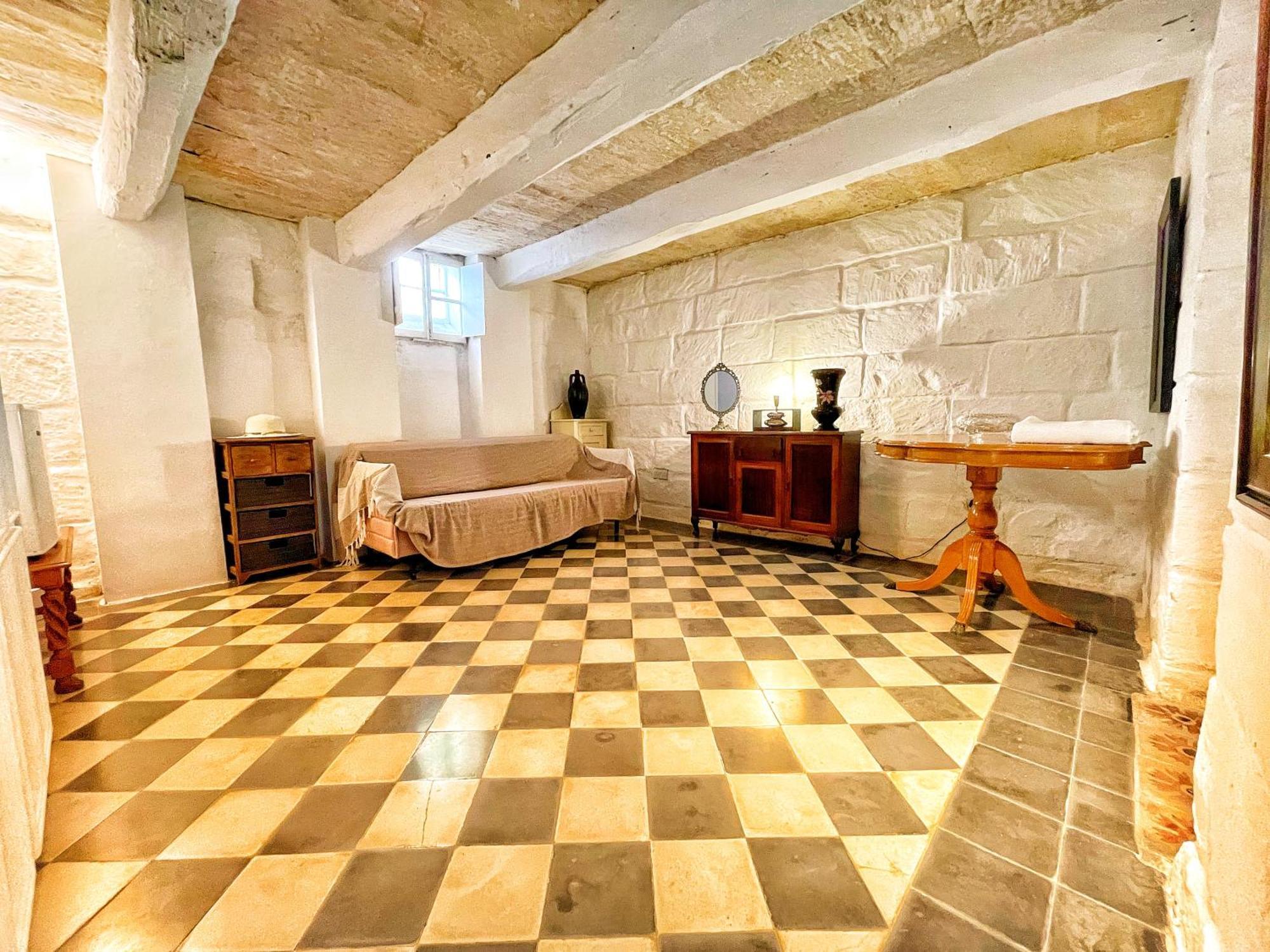 House Of Pomegranates By Holi Ξενοδοχείο Σλιέμα Εξωτερικό φωτογραφία