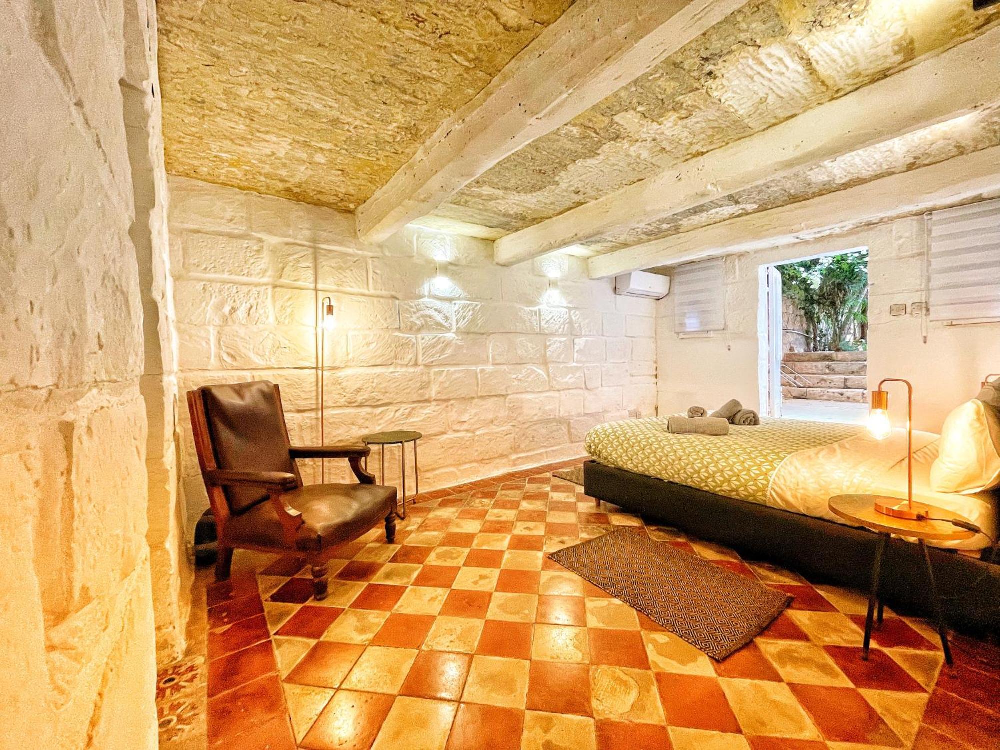 House Of Pomegranates By Holi Ξενοδοχείο Σλιέμα Εξωτερικό φωτογραφία